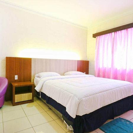Lee Garden Hotel Medan Buitenkant foto