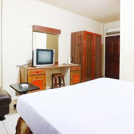 Lee Garden Hotel Medan Buitenkant foto