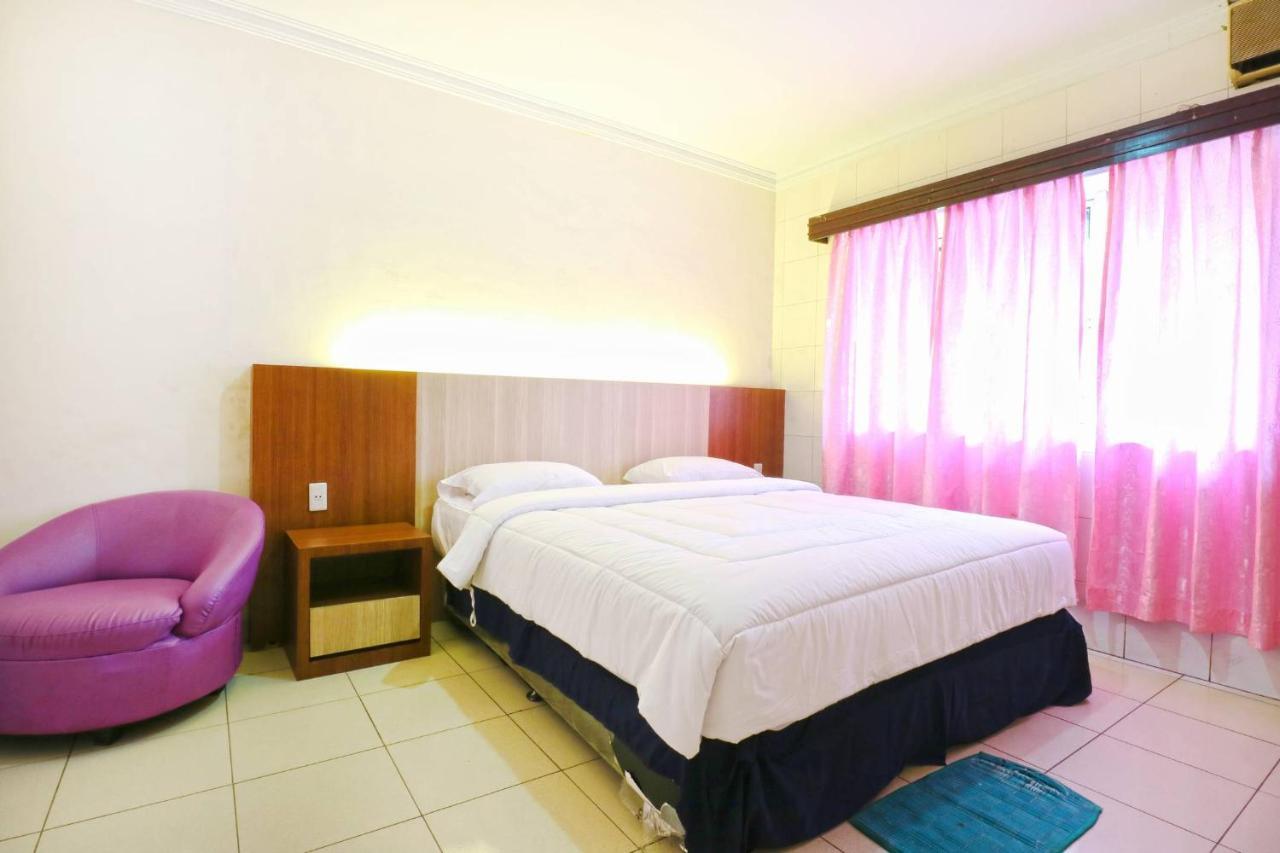 Lee Garden Hotel Medan Buitenkant foto