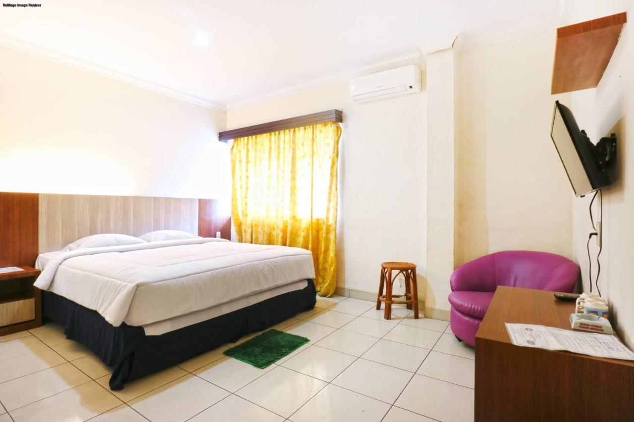 Lee Garden Hotel Medan Buitenkant foto