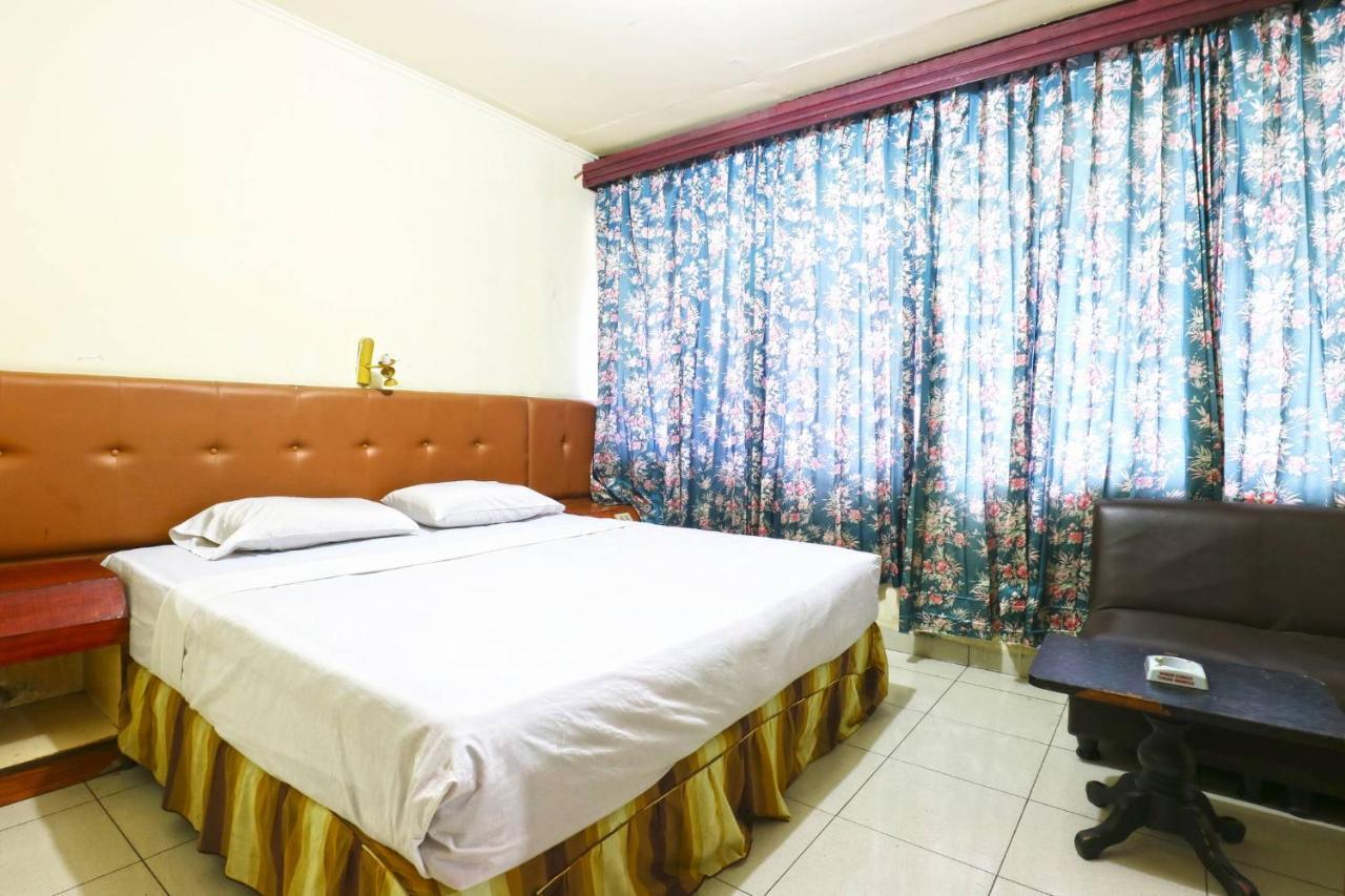 Lee Garden Hotel Medan Buitenkant foto