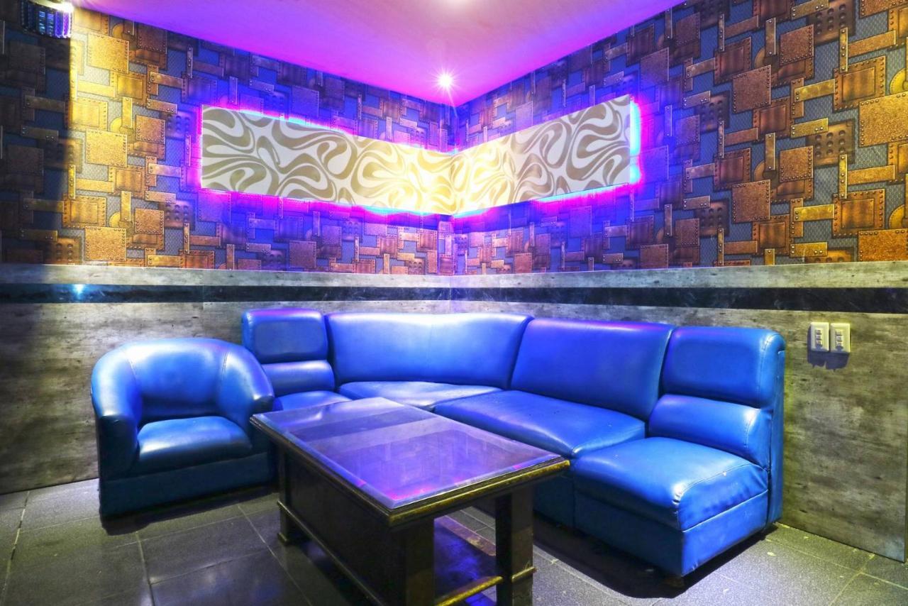 Lee Garden Hotel Medan Buitenkant foto